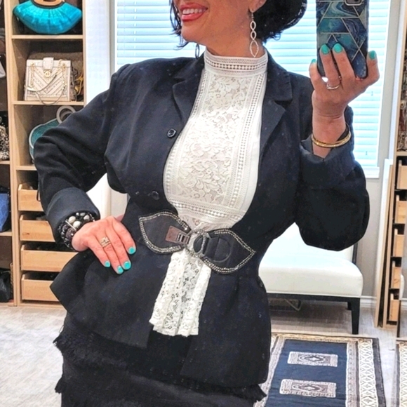 Gorgeous Bianca Nygard black blazer - Picture 2 of 14